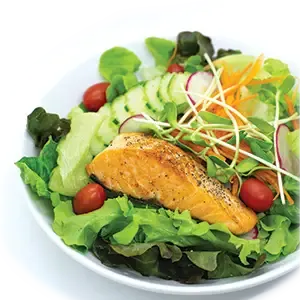Salad with grilled salmon by cafe de thaan aoan