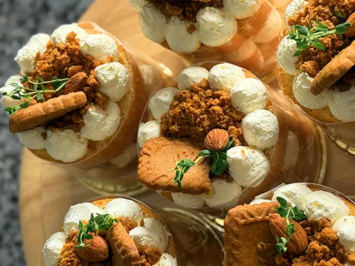 order caramel cake from Thaan Aoan online