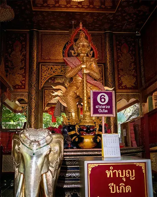 Thao Wessuwan deity statue Mon Kuwera Chiang Mai