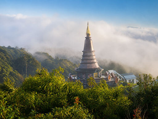 เที่ยวดอยอินทนนท์ Doi Inthanon National Park mountain scenery near Chiang Mai
