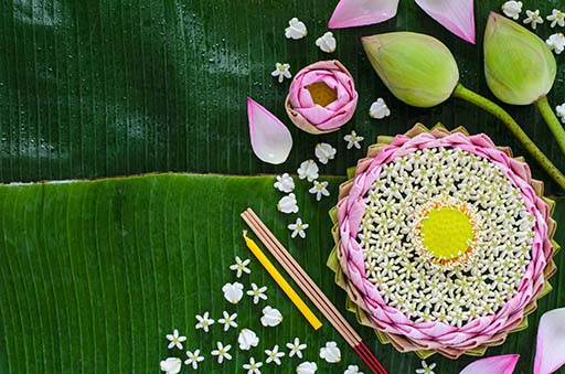 eco-friendly-krathong Eco-friendly krathong made from banana leaves and flowers for Loy Krathong in Chiang Mai